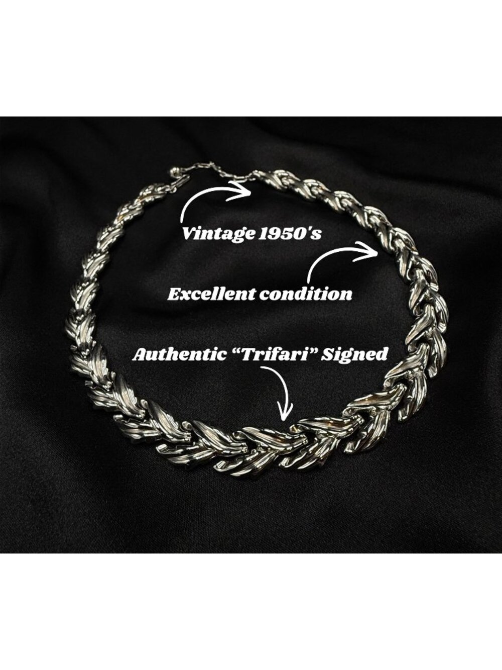 Vintage 1950's TRIFARI Signed Silver-Tone Leaf Necklace